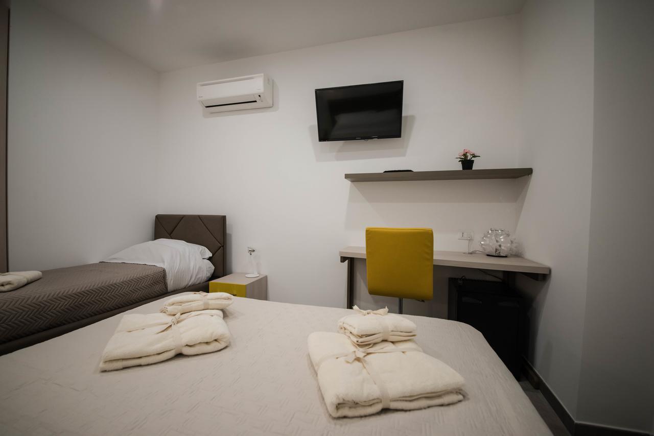 5 Terre Lodge La Spezia Eksteriør billede
